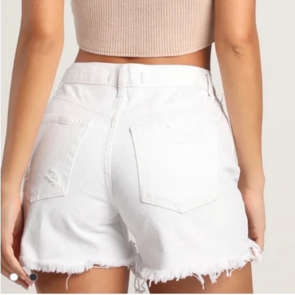 Free People High-Waisted White Distressed Jean Shorts Sz 26 - Picture 2 of 10